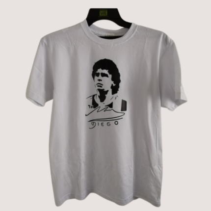 Camiseta blanca con diseño de diego maradona
