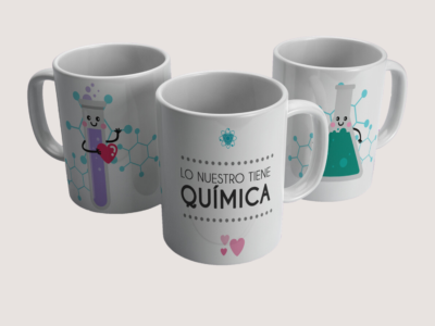 pareja de mugs con diseños de amor y amistad