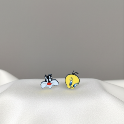 Aretes con diseño de Piolin y Silvestre