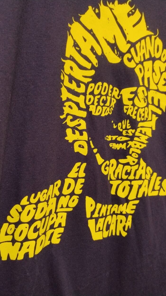 Camiseta de Cerati Retrato Tipográfico - Imagen 2