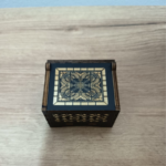 Caja Musical Automática K-Pop Demon Hunters - Imagen 4