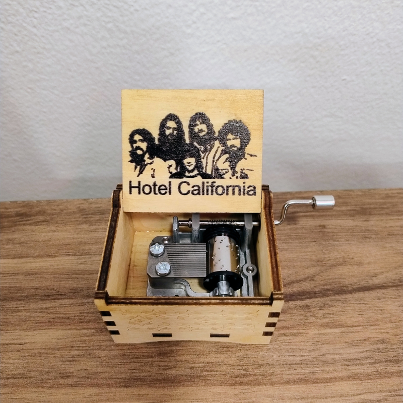 Caja Musical Manivela Hotel California Caja Musical de Manivela Hotel California - Imagen 1