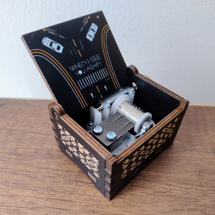 Caja Musical de Manivela When I See You Again - Imagen 2