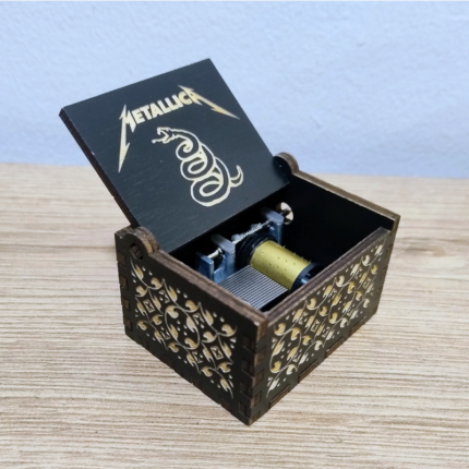 Caja Musical de Manivela Metallica